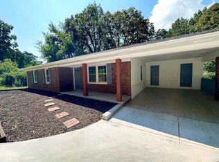 2215 Boy Scout Camp Rd, Gainesville, GA 30501