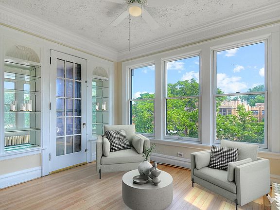 5th image of 1019 E Hyde Park Blvd #3
