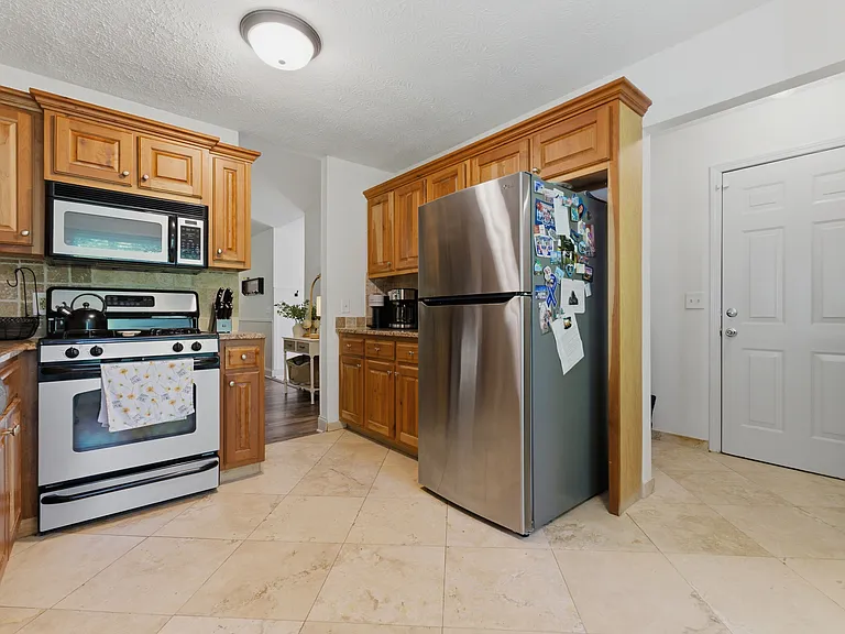 4524 High Grove Ct NW — Photo 9