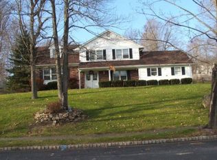3 Sue Ct, Flanders, NJ 07836