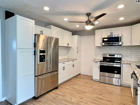 3rd image of 3308 N Hendricks St
