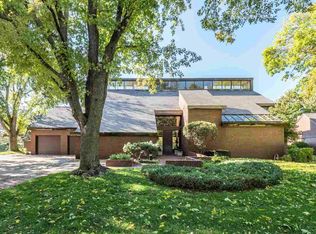 711 N Preston Trl, Wichita, KS 67230