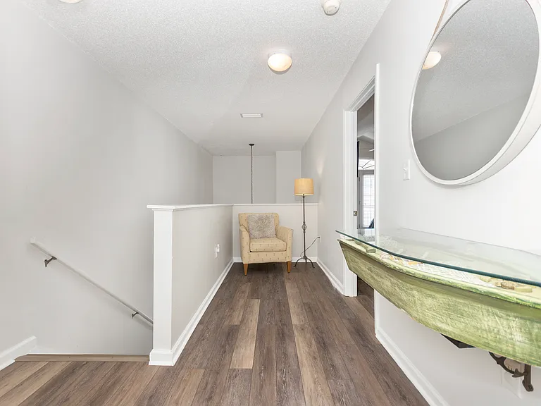 4612 Surf St #1 — Photo 15