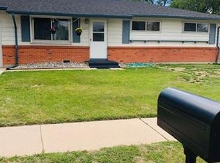 1227 Yosemite Dr, Colorado Springs, CO 80910