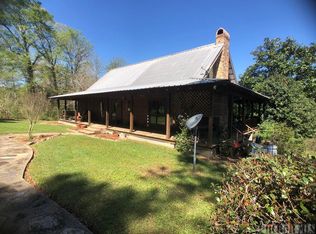 72 River Bridge Ln, Poplarville, MS 39470