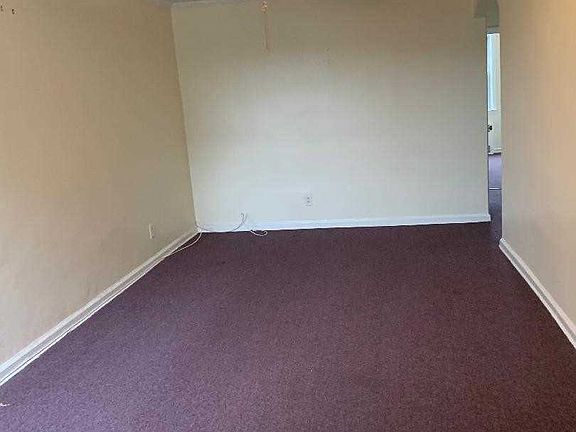 5th image of 8607 233rd St