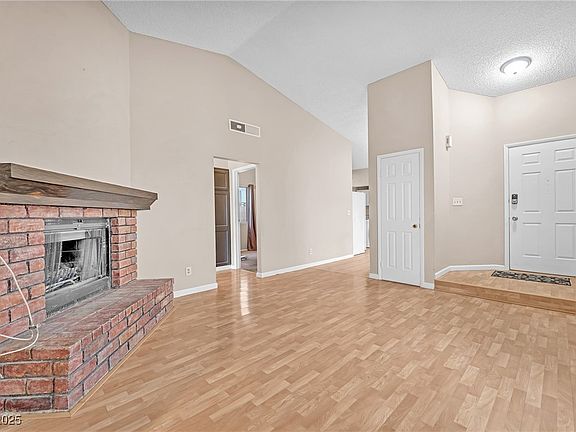 5th image of 1638 Keena Dr