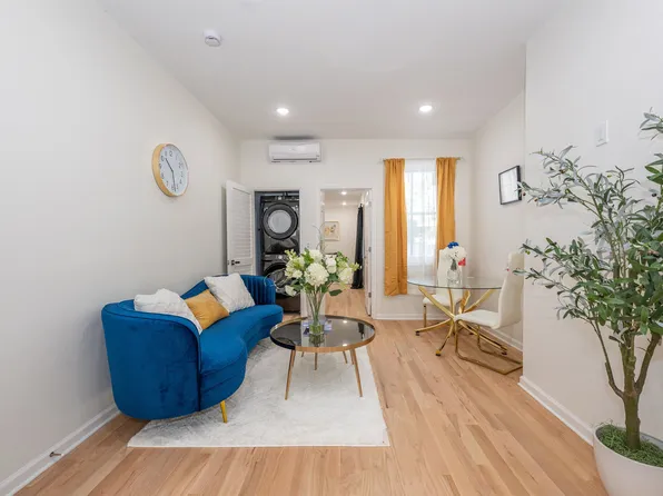 38 Zabriskie Street image 5 of 15