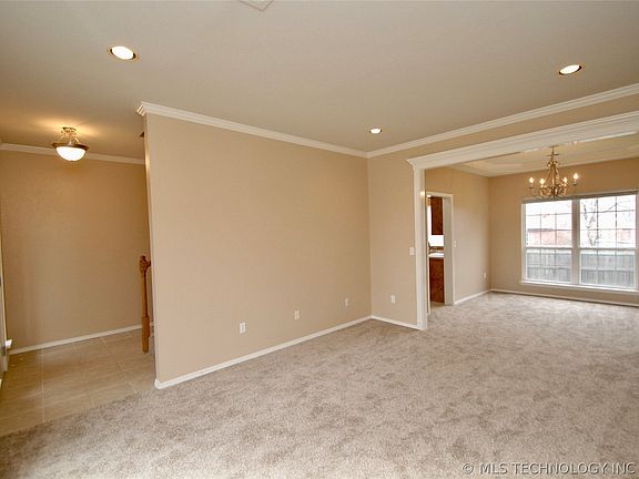 4th image of 5075 S 195 East Ave