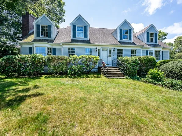 83 Hillside Dr, South Dennis, MA 02660