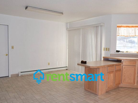 4th image of 2625 Sunset Ln