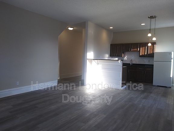 5th image of 4530 S Grand Blvd #1F