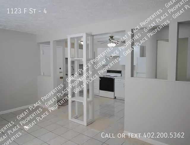 1123 F St #4 — Photo 12