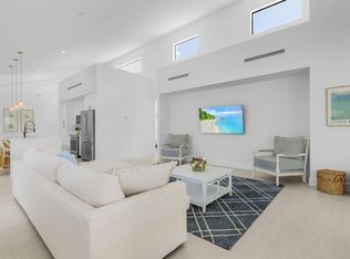 678 95th Ave N #ID1611927P, Naples, FL 34108