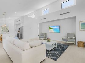 678 95th Ave N, Naples, FL