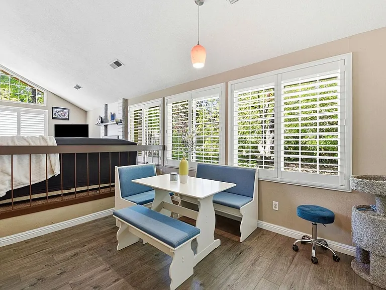 3283 Cambridge Rd — Photo 16