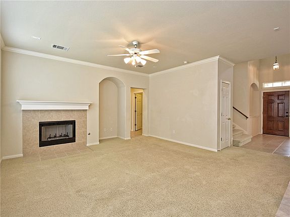 5th image of 1905 Chula Vista Dr