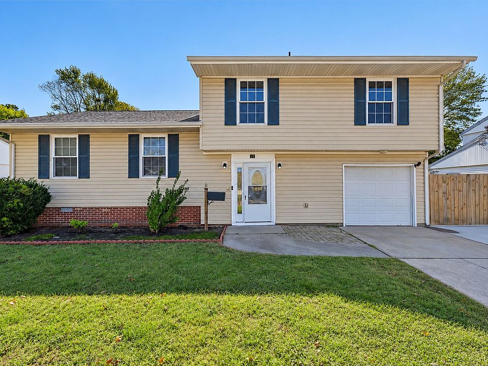 1st image of 24 Diggs Dr