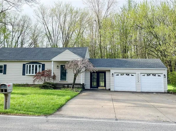 42009 Adelbert St, Elyria, OH 44035