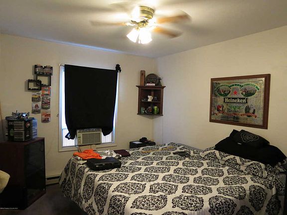 2nd image of 528-530 4th Ave