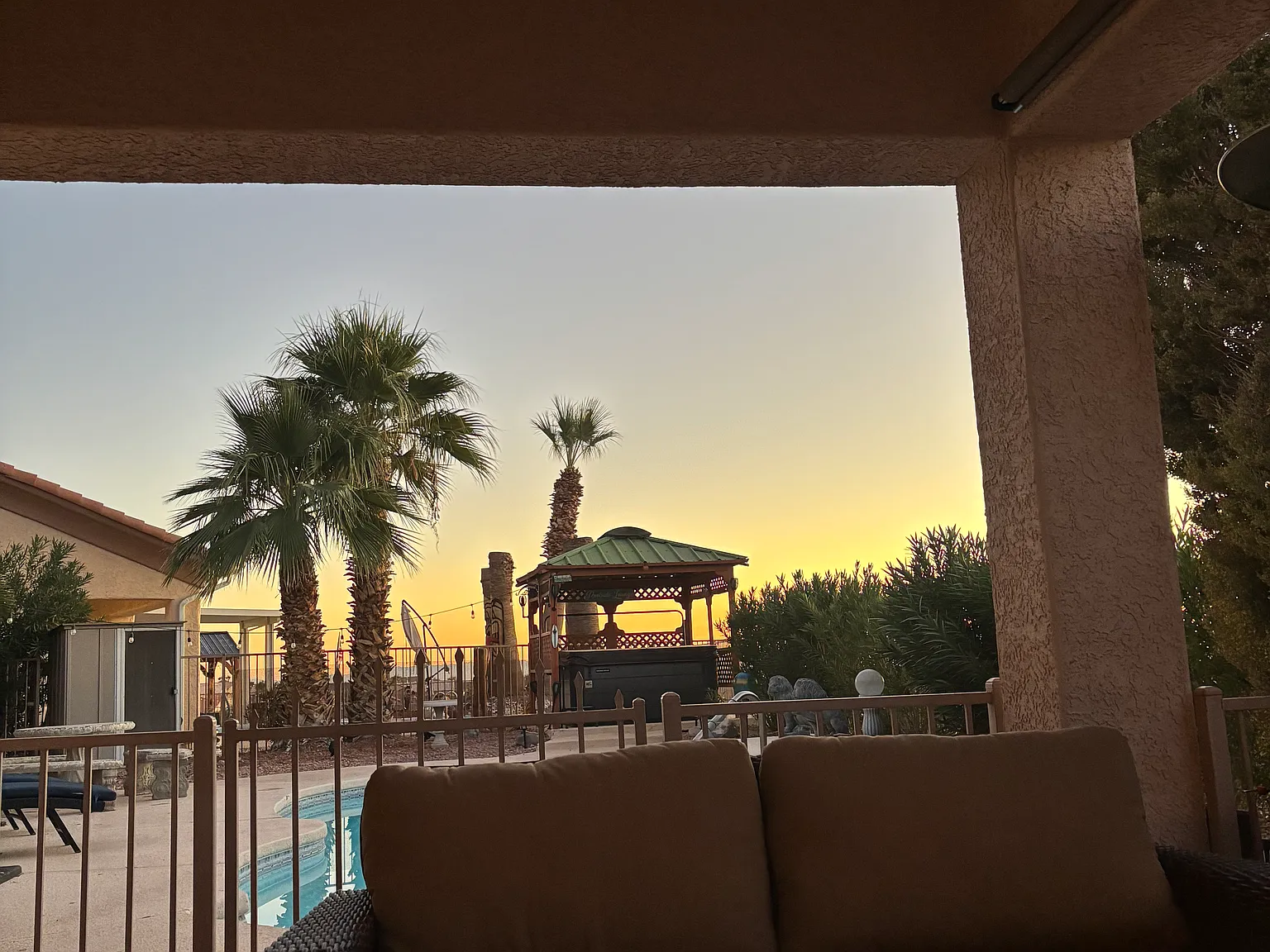 2 bed, 1464 sqft, $2,500 — Photo 2