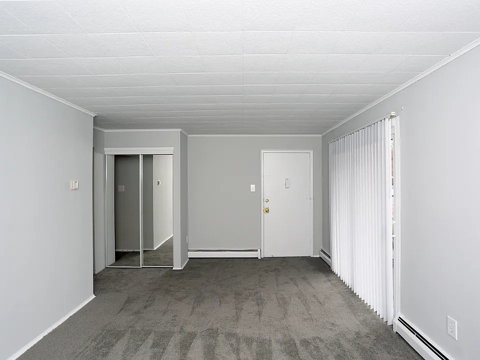 Pennsbury Court Apartments