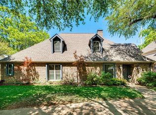 9405 Winding Ridge Dr, Dallas, TX 75238