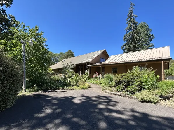 29821 Jeans Rd, Veneta, OR 97487