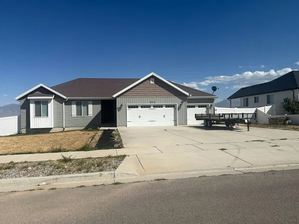 573 S Maxwell Dr, Grantsville, UT 84029
