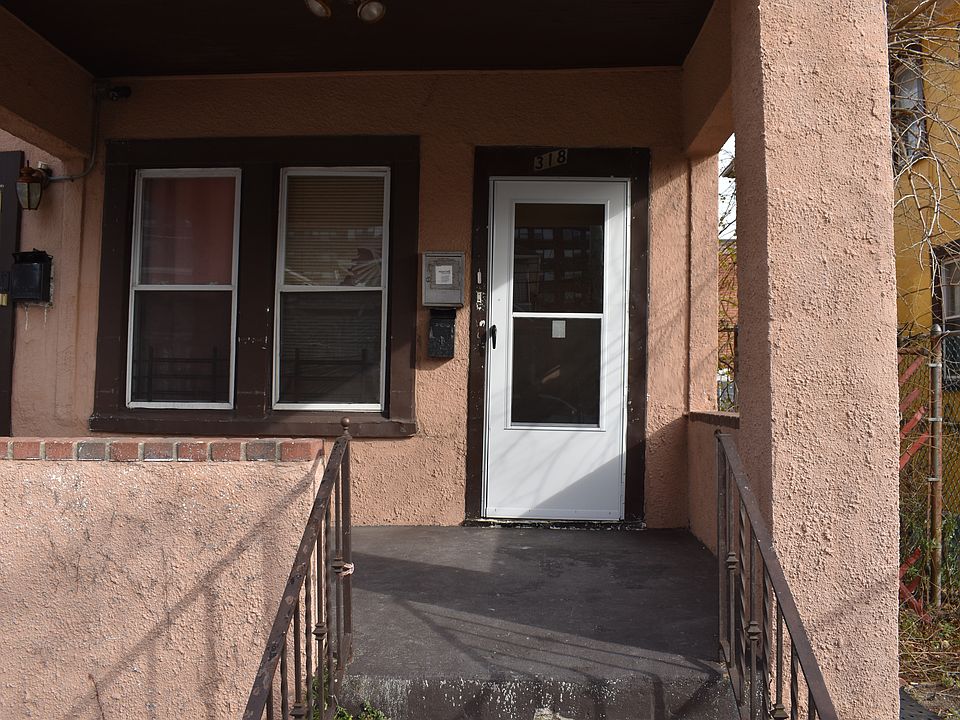 1St Floor Entrance