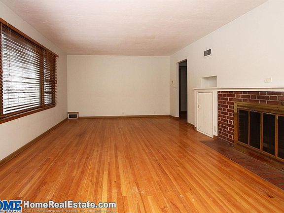 3rd image of 644 S 49th St