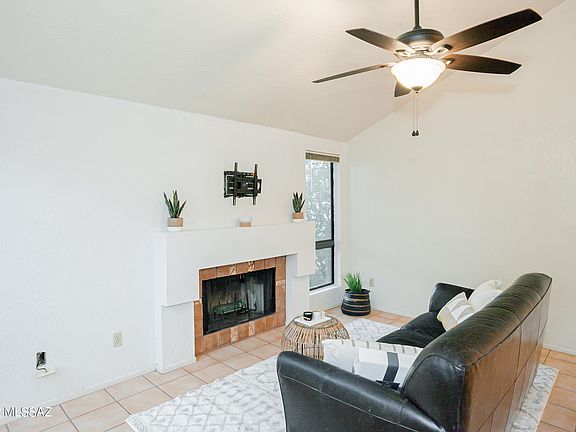 3rd image of 7618 E Callisto Cir