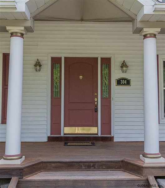 2nd image of 304 LEXINGTON Street