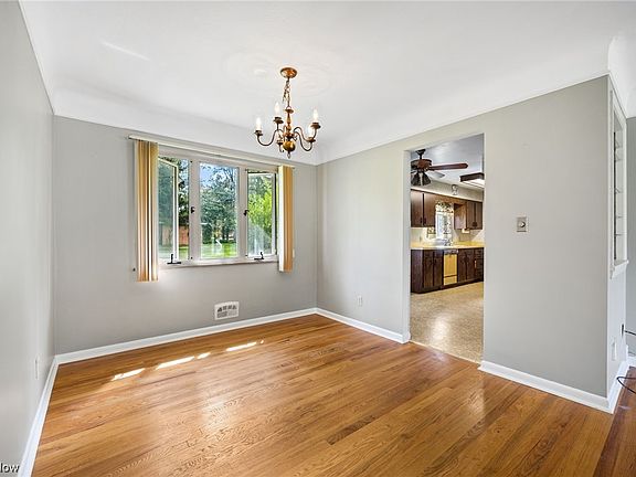 5th image of 618 Twilight Dr
