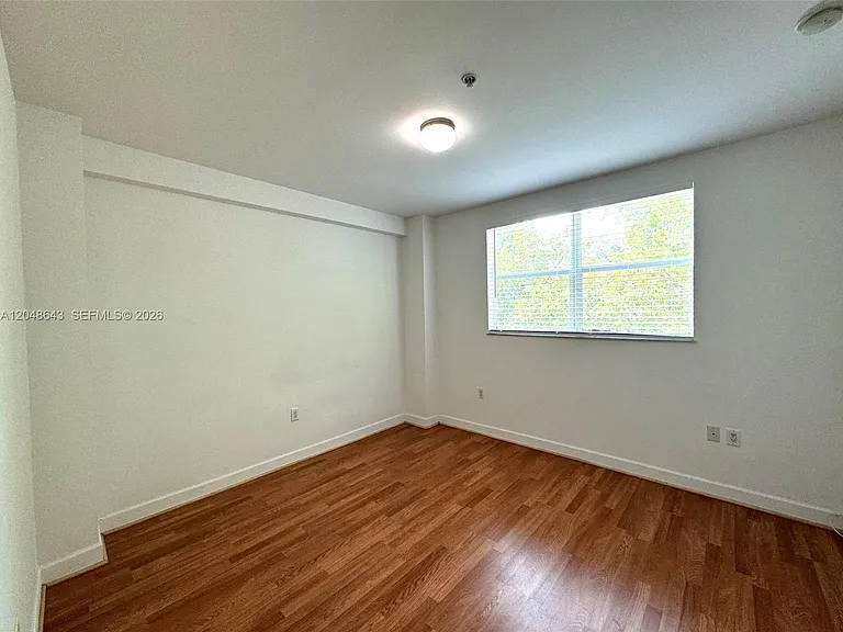 529 NE 62nd St #203 — Photo 14