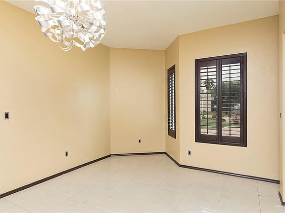 4th image of 2037 S 45th St