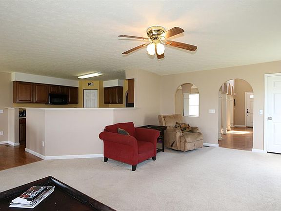 5th image of 519 Wyandot Woods Blvd