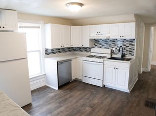 422 Scott Ave #1A, Oshkosh, WI 54901