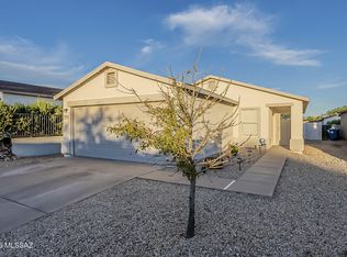 7393 S Bolingbroke Ave, Tucson, AZ 85746