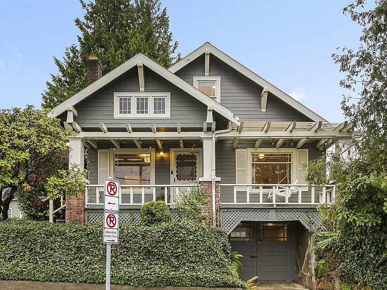 6162 E Burnside St — Photo 2