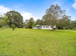 7767 Juniper Creek Dr E, Wilmer, AL 36587