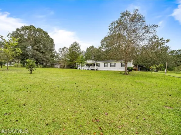 7767 Juniper Creek Dr E, Wilmer, AL 36587