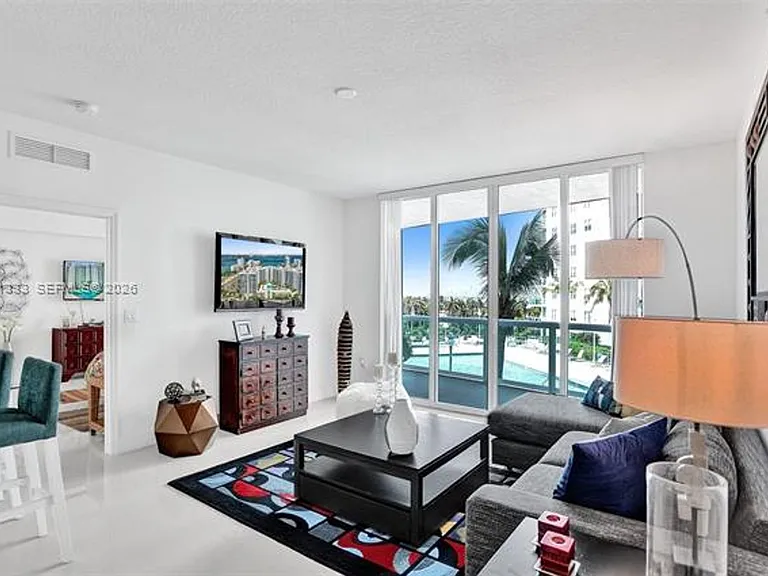 7900 Harbor Island Dr #704 — Photo 25