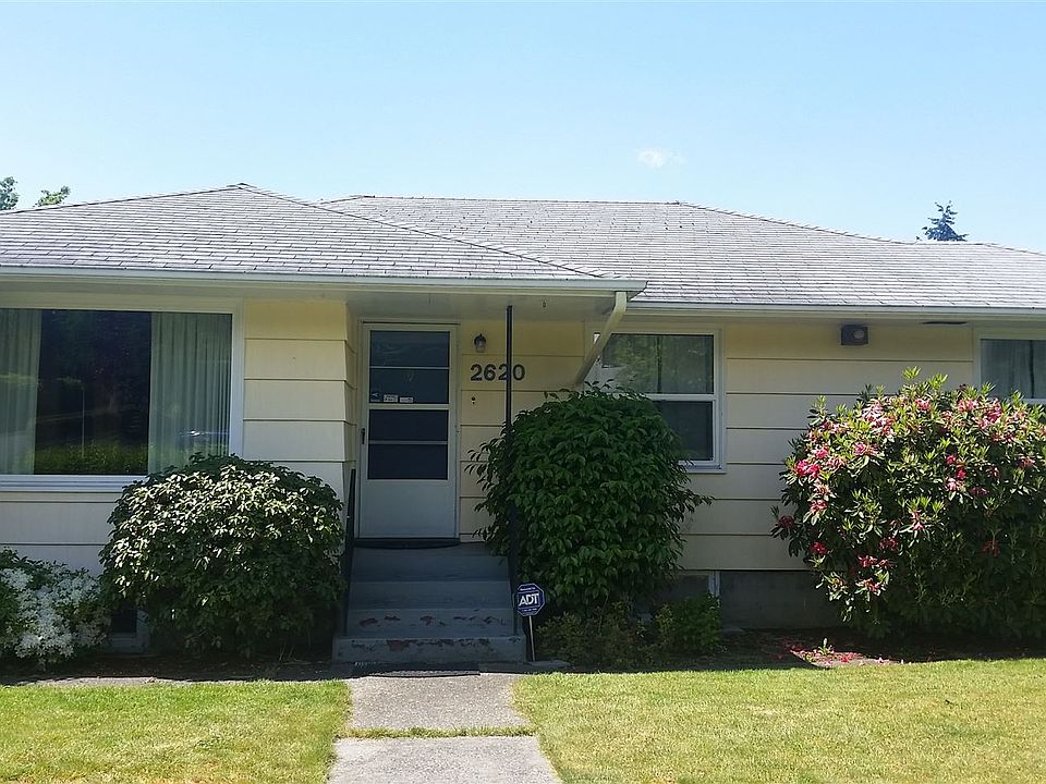 1st image of 2620 Louise Ave W