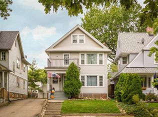 1252 W Clifton Blvd, Lakewood, OH