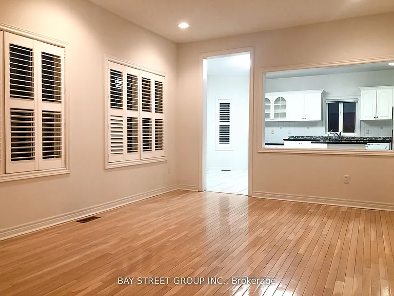 13 Pembrooke Rd — Photo 6