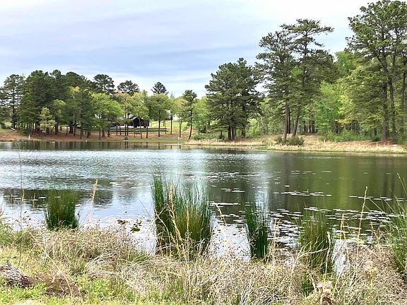 5th image of 64 White Oak Creek Rnch
