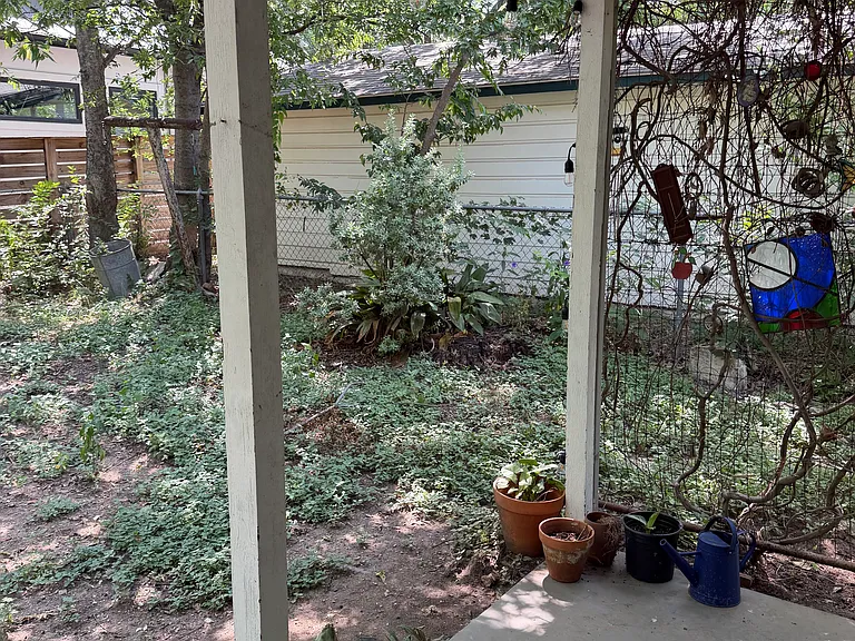 1701 Dywer Ave — Photo 30