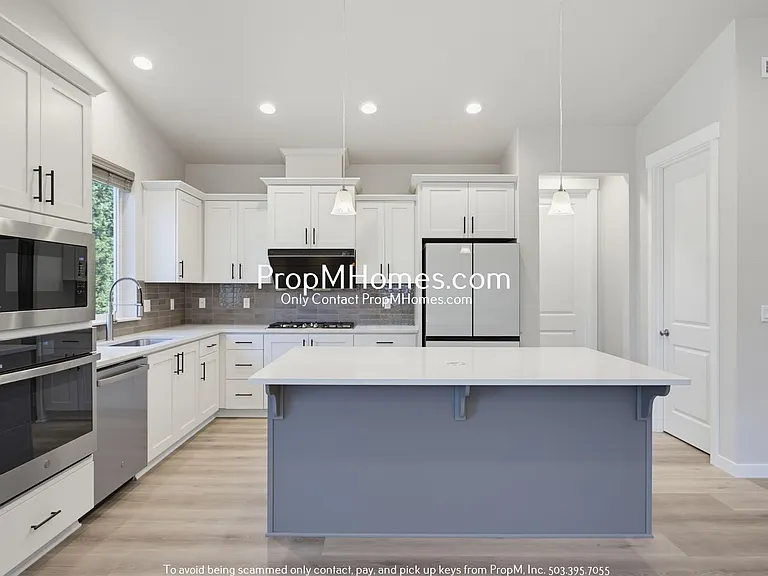 15737 SE Compass Course St — Photo 7