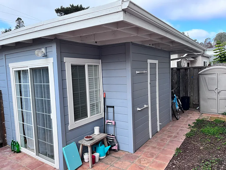 426 Riverview Ave — Photo 2